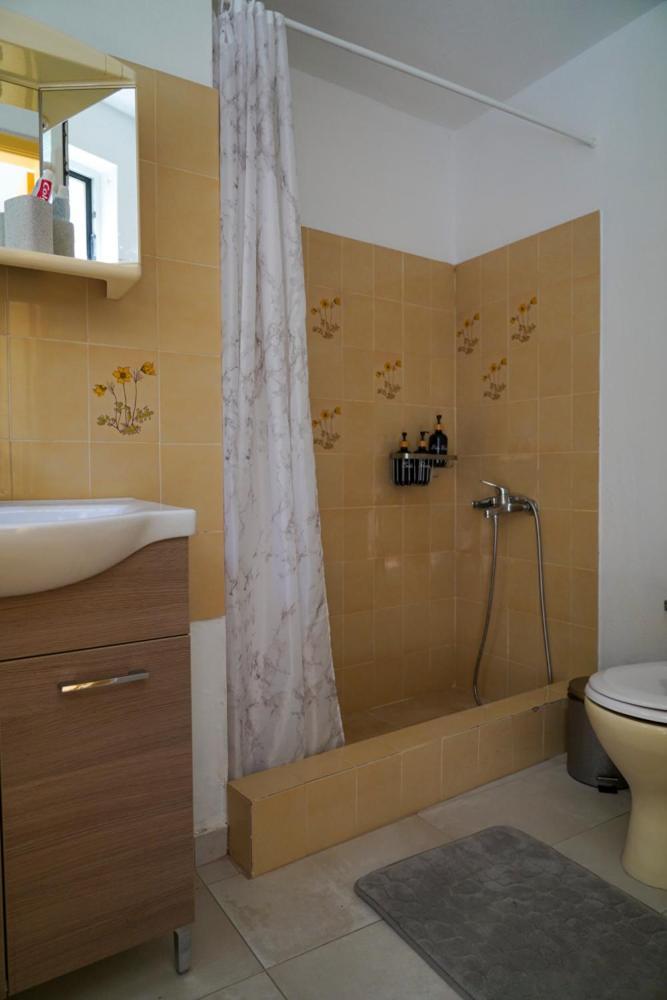 Cosy Guest House With Private Yard Saronida Dış mekan fotoğraf